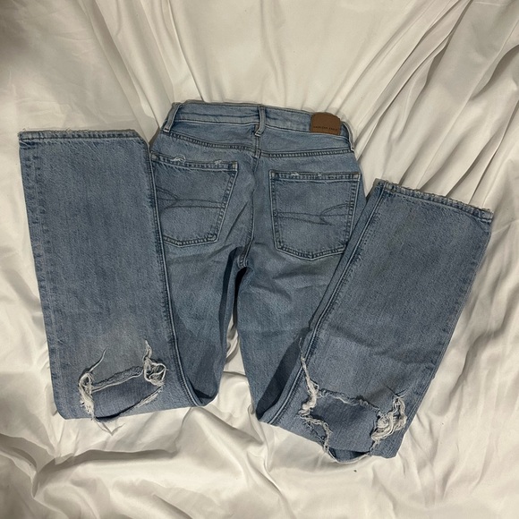 American Eagle Straight Leg Jean - Picture 2 of 3